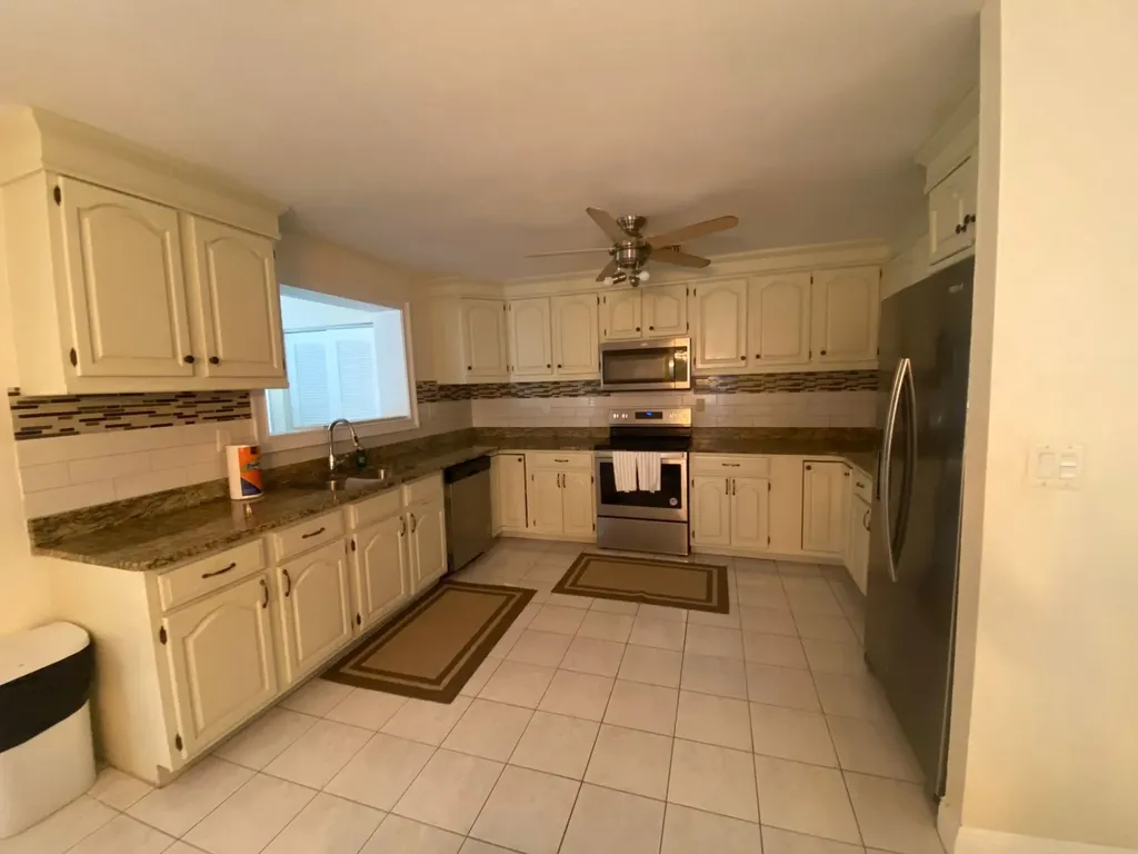 Greening Glade Drive 12 Grand Bahama Freeport BS
