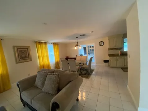 Greening Glade Drive 12 Grand Bahama Freeport BS