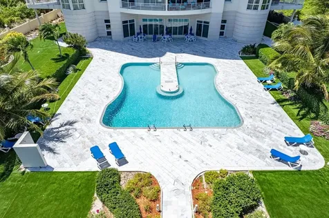 The Oceanview Condominium Grand Bahama Freeport BS