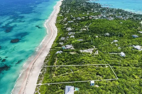 Harbour Island Beachfront Eleuthera BS