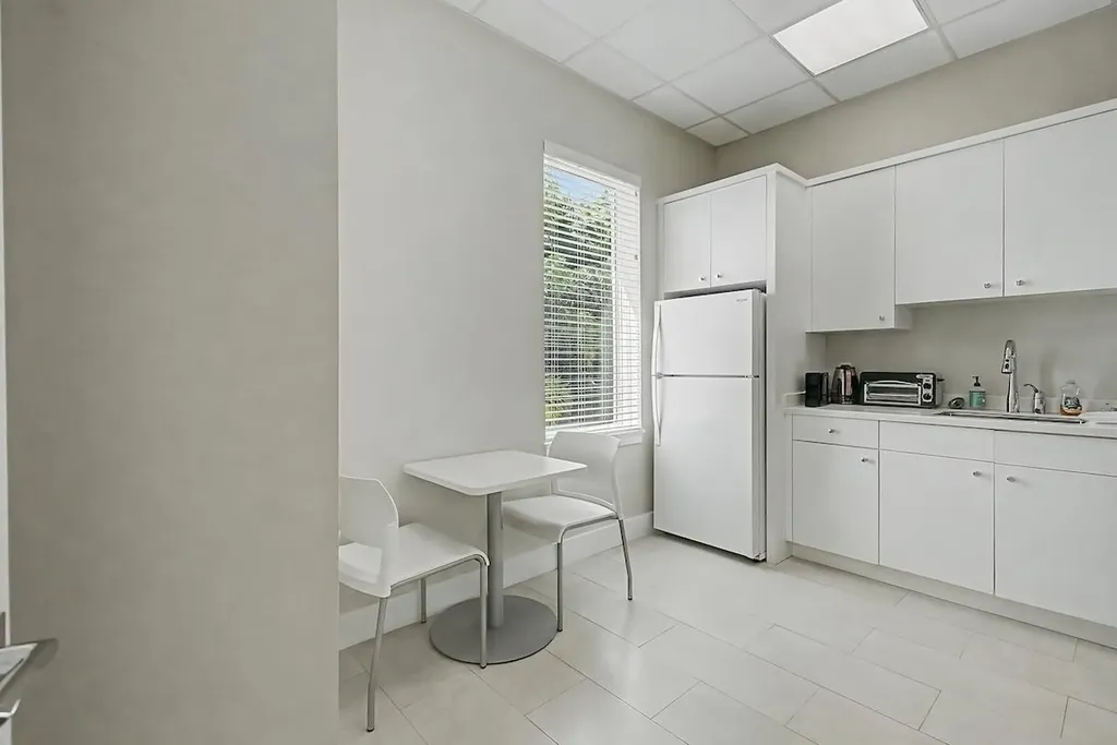 Western Road 4 & 5 New Providence Paradise Island BS