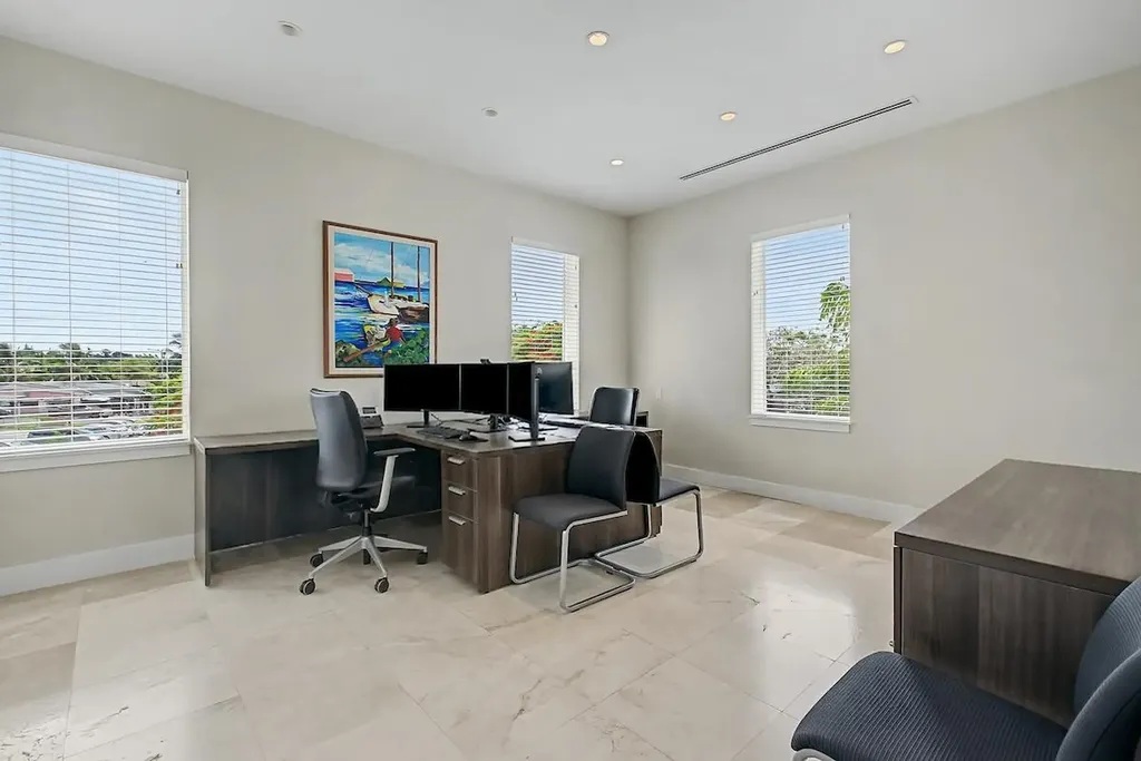 Western Road 4 & 5 New Providence Paradise Island BS