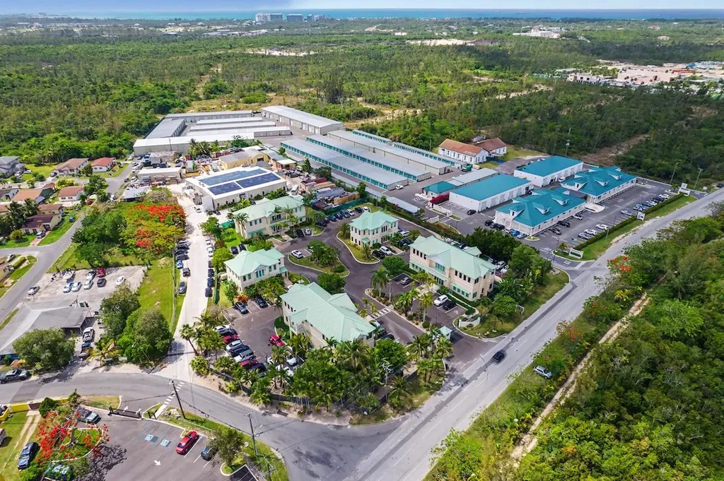 Western Road 4 & 5 New Providence Paradise Island BS