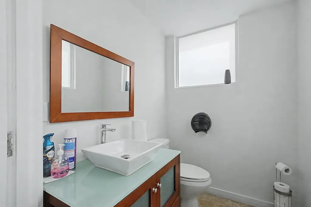 Western Road 3 New Providence Paradise Island BS