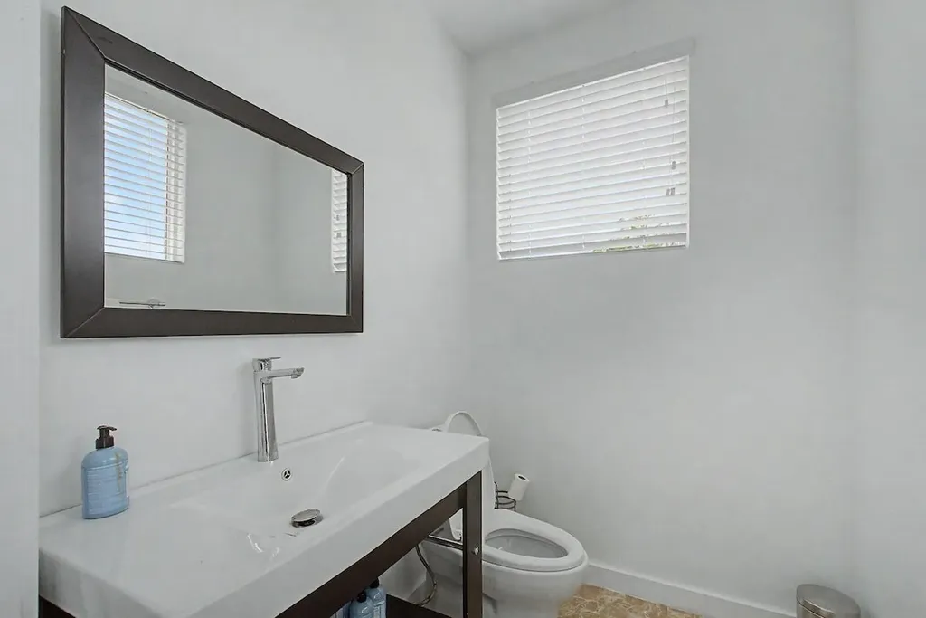 Western Road 3 New Providence Paradise Island BS