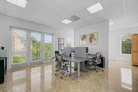 Western Road 3 New Providence Paradise Island BS