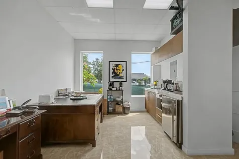 Western Road 3 New Providence Paradise Island BS