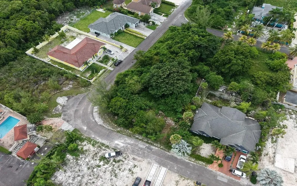 Lot 24, Jacaranda Subd. New Providence Paradise Island BS