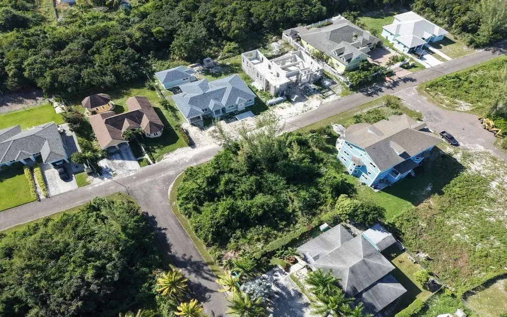 Lot 24, Jacaranda Subd. New Providence Paradise Island BS