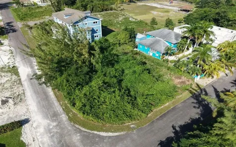 Lot 24, Jacaranda Subd. New Providence Paradise Island BS
