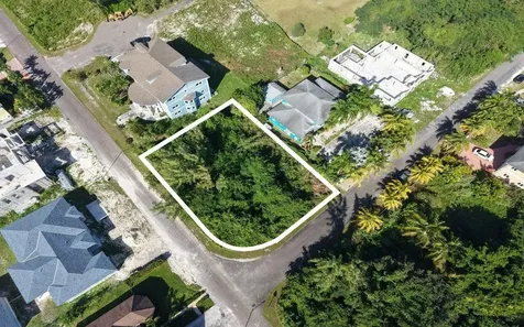 Lot 24, Jacaranda Subd. New Providence Paradise Island BS
