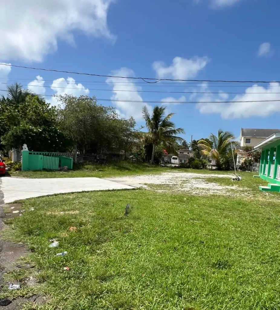 Thurston Lane, Oakes Feld New Providence Paradise Island BS