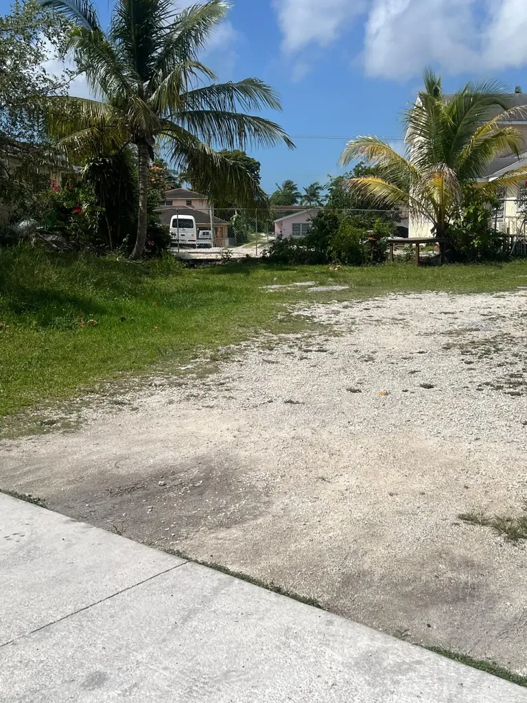 Thurston Lane, Oakes Feld New Providence Paradise Island BS