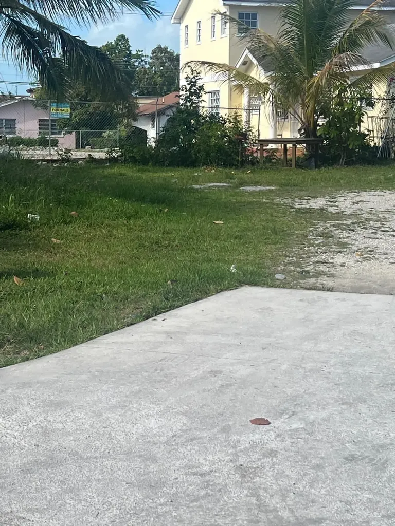 Thurston Lane, Oakes Feld New Providence Paradise Island BS