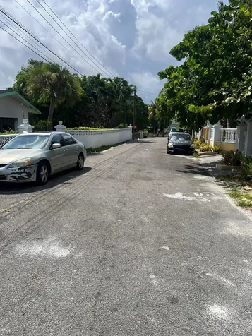 Thurston Lane, Oakes Feld New Providence Paradise Island BS