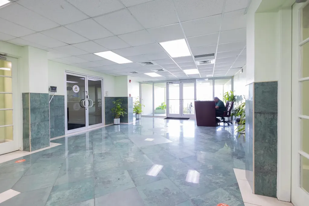 Centreville House, Suite 7 New Providence Paradise Island BS