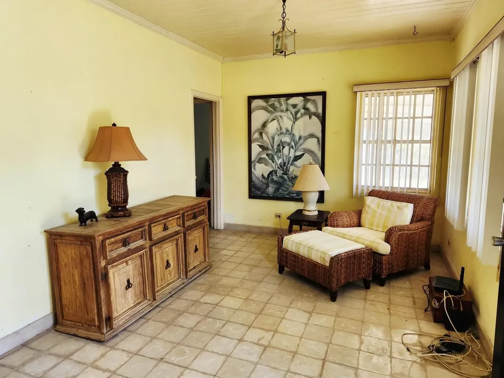 Lot 2, Nassau East New Providence Paradise Island BS