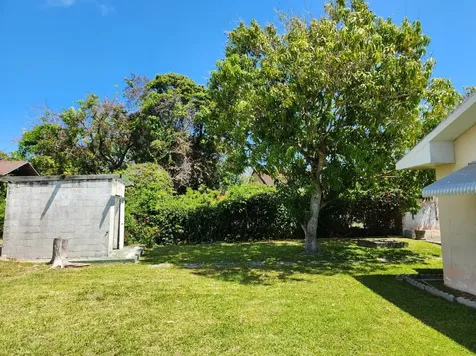 Lot 2, Nassau East New Providence Paradise Island BS