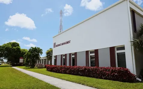 Insurance Management Plaza, Upstairs Unit Grand Bahama Freeport BS