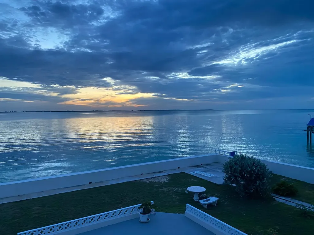 Eastern Road 214 New Providence Paradise Island BS