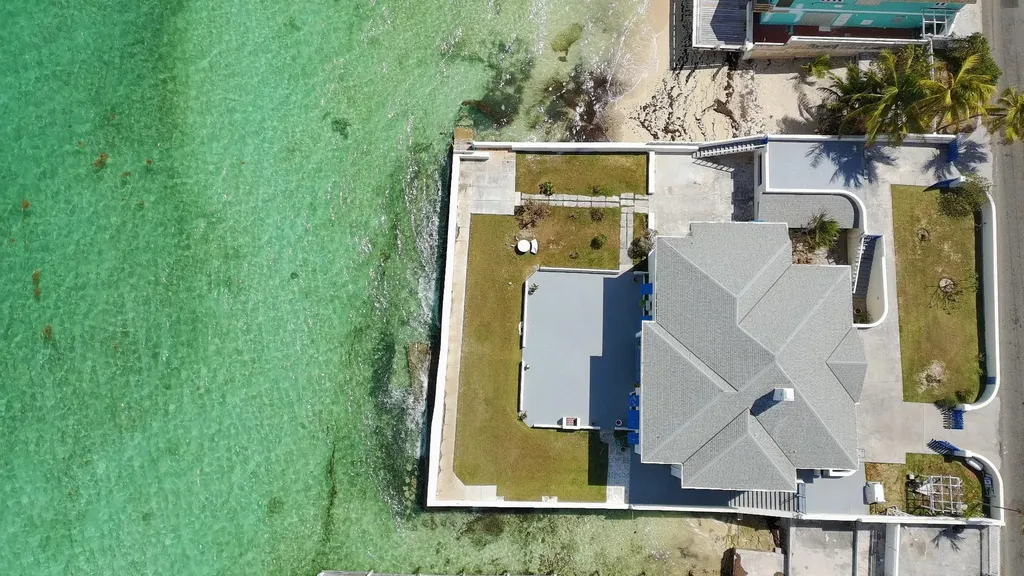 Eastern Road 214 New Providence Paradise Island BS