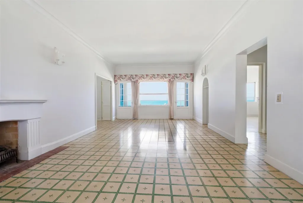 Eastern Road 214 New Providence Paradise Island BS
