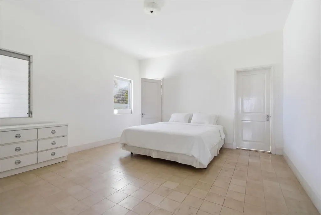 Eastern Road 214 New Providence Paradise Island BS