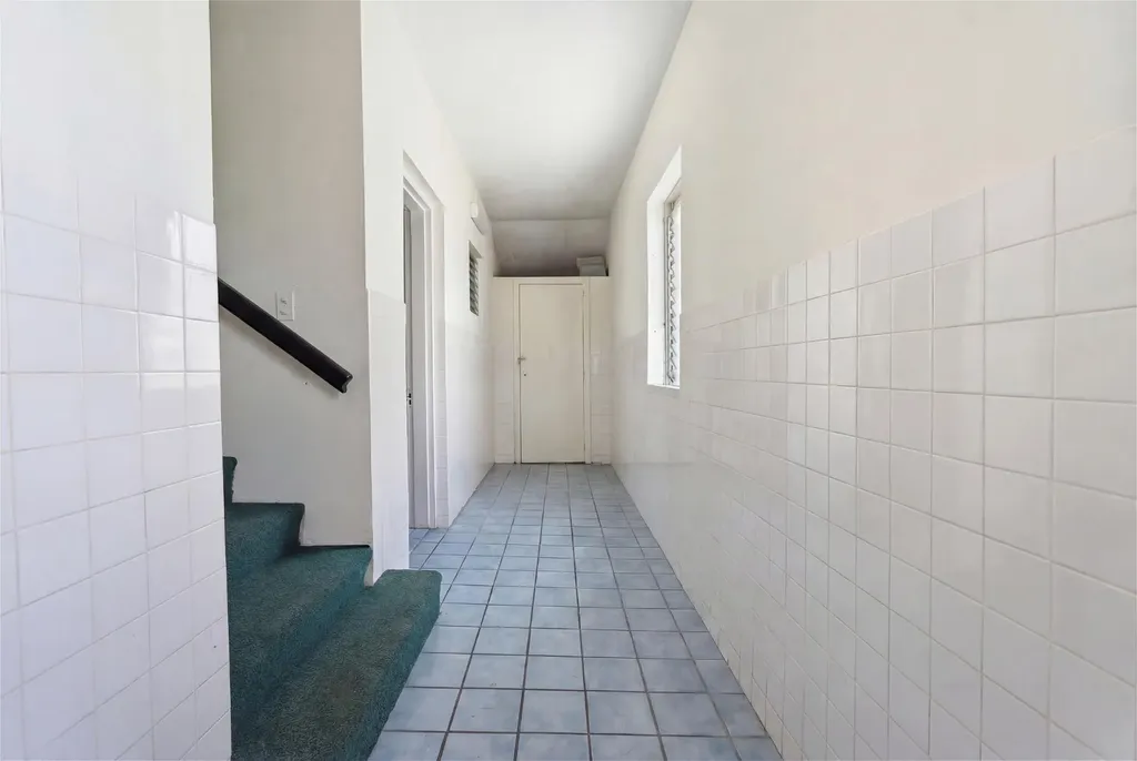 Eastern Road 214 New Providence Paradise Island BS