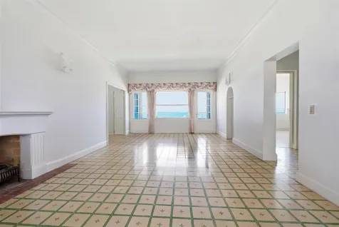 Eastern Road 214 New Providence Paradise Island BS