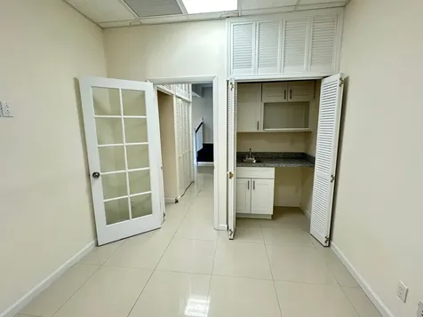 203 Church Street, Sandyport New Providence Paradise Island BS