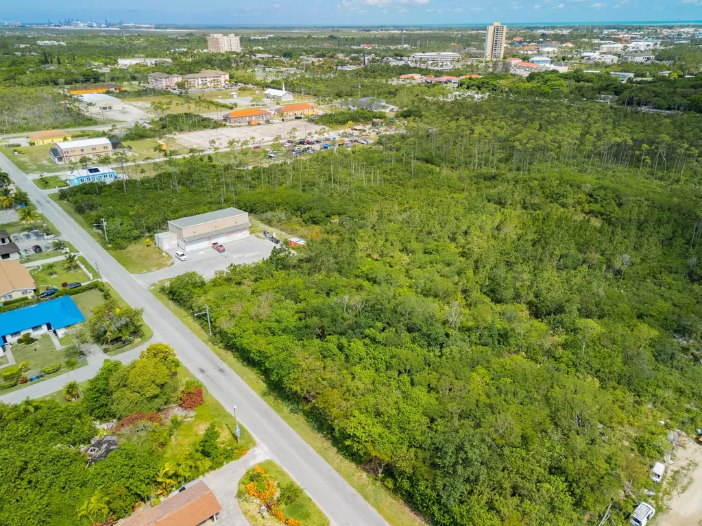 Sunset Hwy 19-20 Grand Bahama Freeport BS