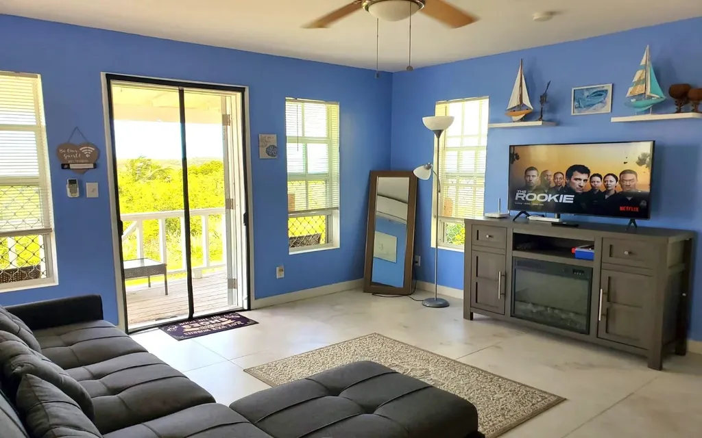 Tract X, Moss Town Exuma BS