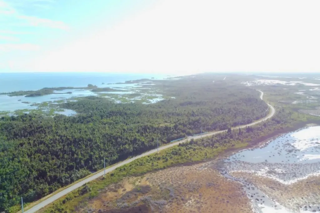 Hill Creek 20.08 Acres Abaco BS