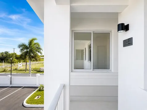 Golden Isles Road New Providence Paradise Island BS