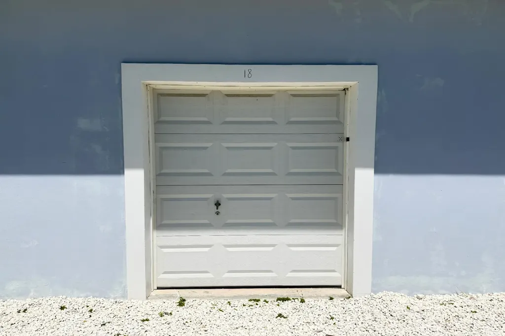 Storage Condo # 18, Tcb 18 Abaco BS