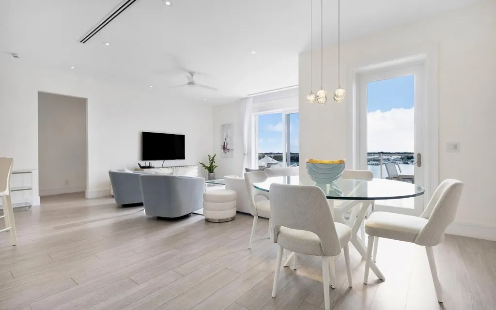 Penthouse At Thirty Six New Providence Paradise Island BS