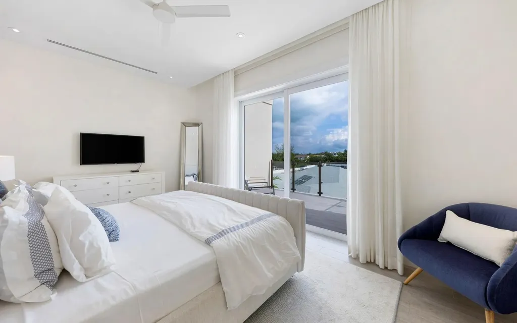 Penthouse At Thirty Six New Providence Paradise Island BS