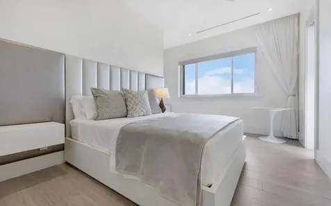 Penthouse At Thirty Six New Providence Paradise Island BS