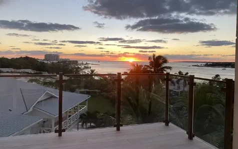 Penthouse At Thirty Six New Providence Paradise Island BS