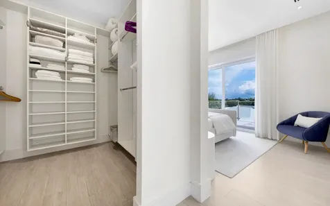 Penthouse At Thirty Six New Providence Paradise Island BS