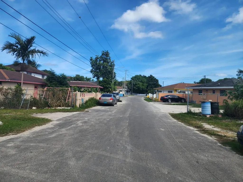 Haven Road Greater Chippi New Providence Paradise Island BS
