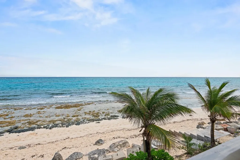 Columbus Cove New Providence Paradise Island BS