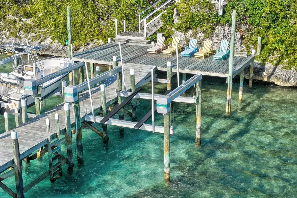 Lubbin' It Abaco BS
