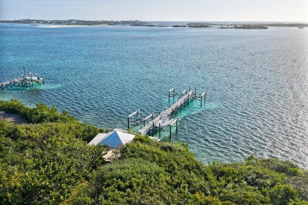 Lubbin' It Abaco BS