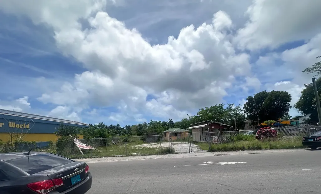 Mackey Street New Providence Paradise Island BS
