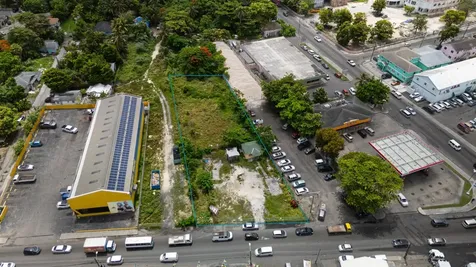 Mackey Street New Providence Paradise Island BS