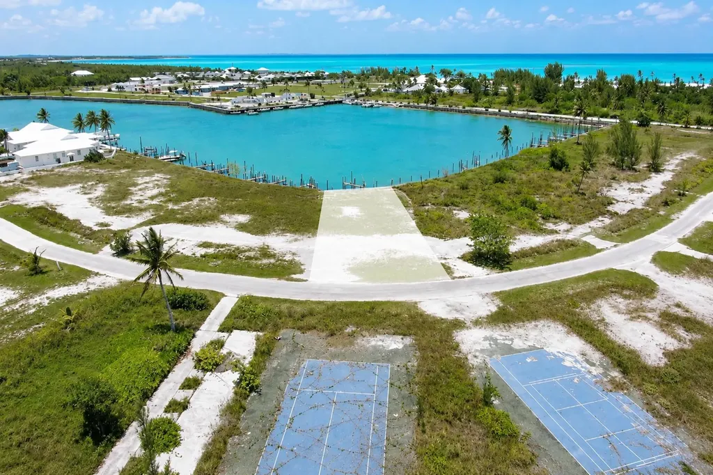 Royal Flush Abaco BS