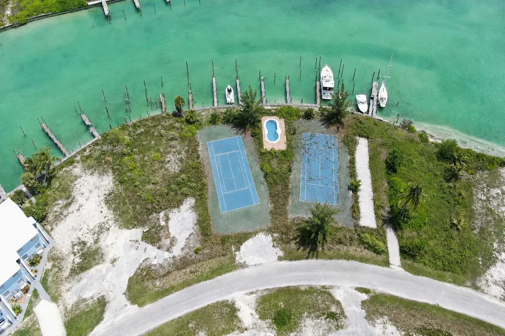 Royal Flush Abaco BS