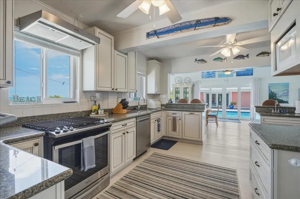 Four Winds Beach House Exuma BS