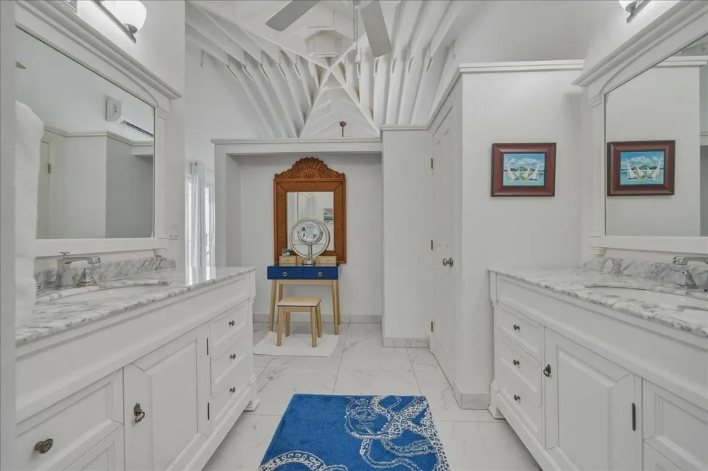 Four Winds Beach House Exuma BS
